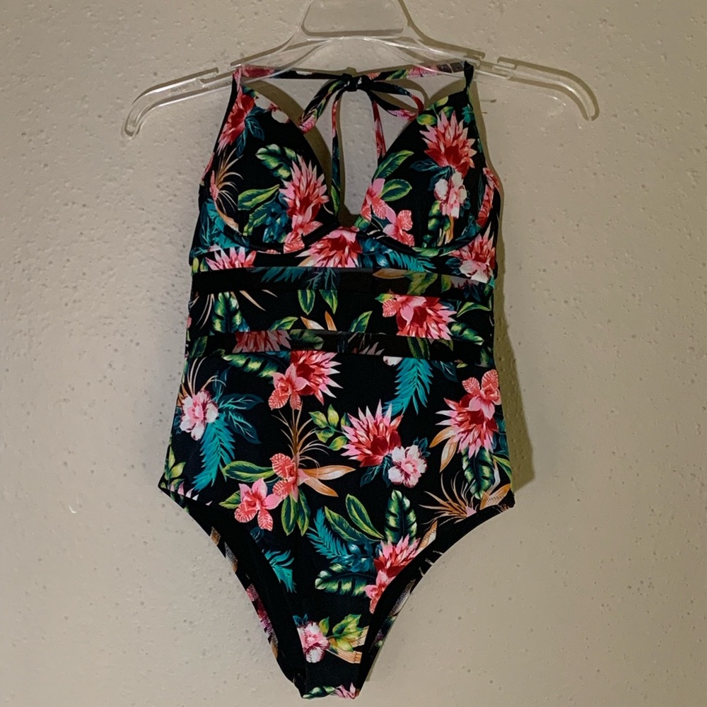 Shade & Shore One Piece Floral Swimsuit (B17)